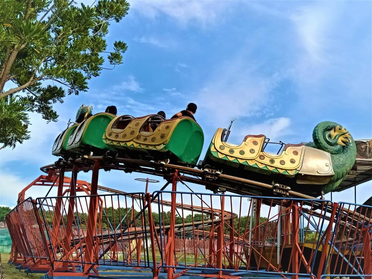 Town Area 1 Family Lovers Water Themepark By Ggm * Malacca